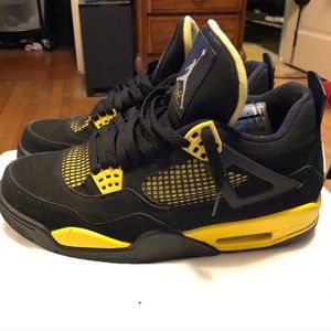 JORDAN 4 THUNDER 2012 ****USED  NO BOX*** Size 8.5